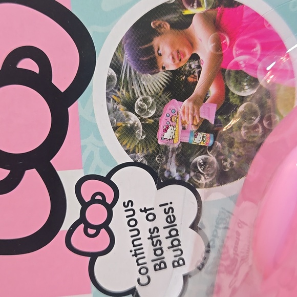 Hello Kitty Pink Bubble Blaster - Picture 5 of 9